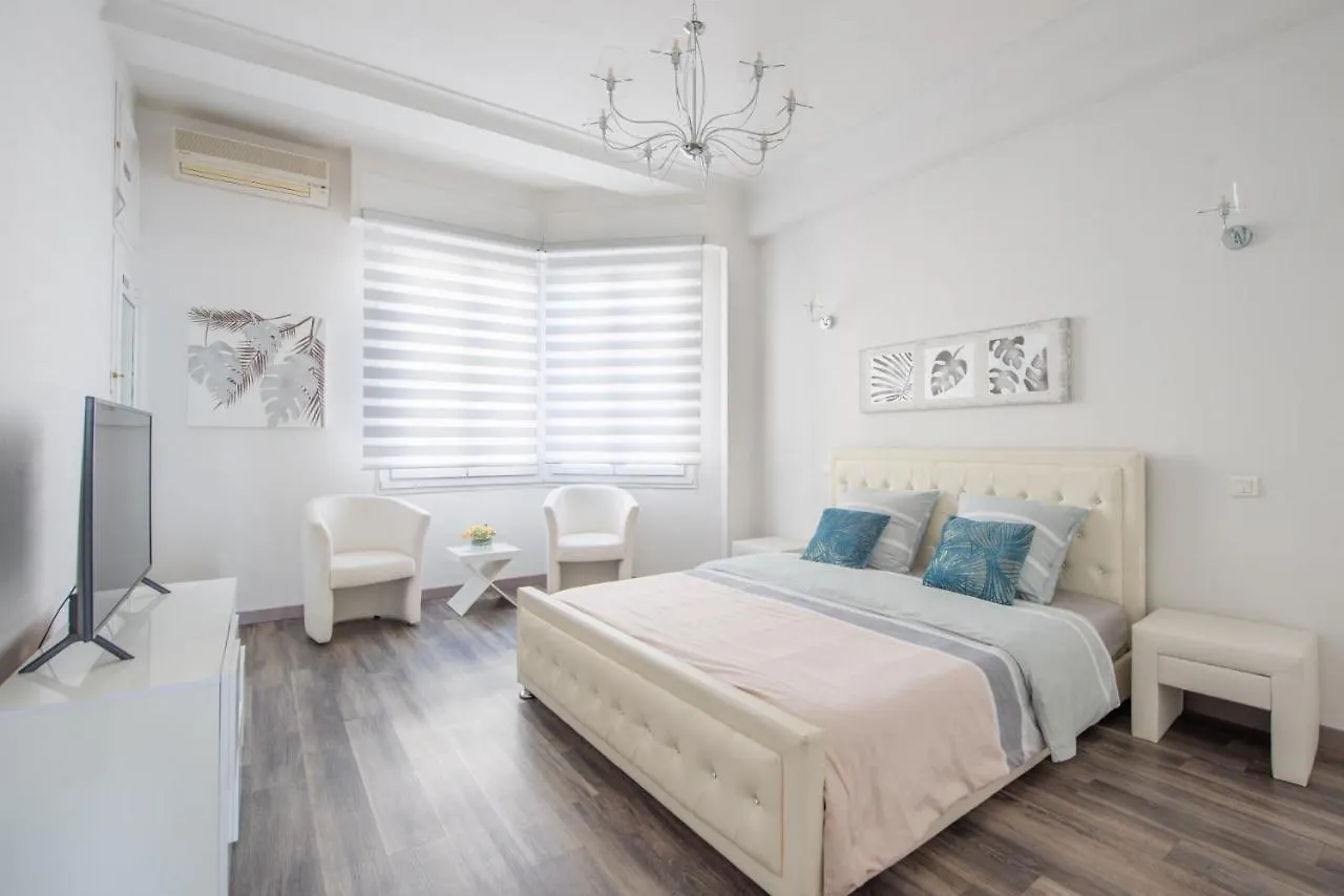 Apartment Sea Front Suite - Panoramic View With Terrace - 85 M Nice France
