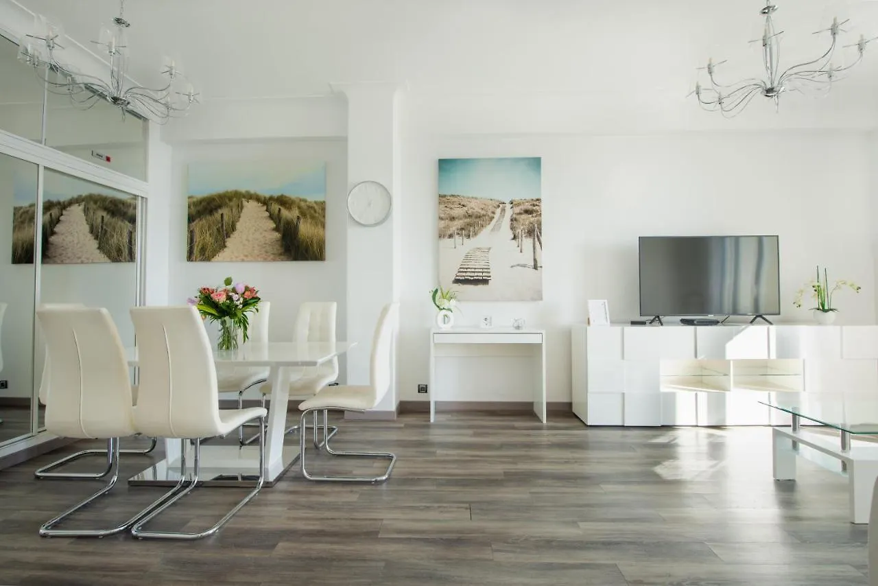 Sea Front Suite - Panoramic View With Terrace - 85 M Nice